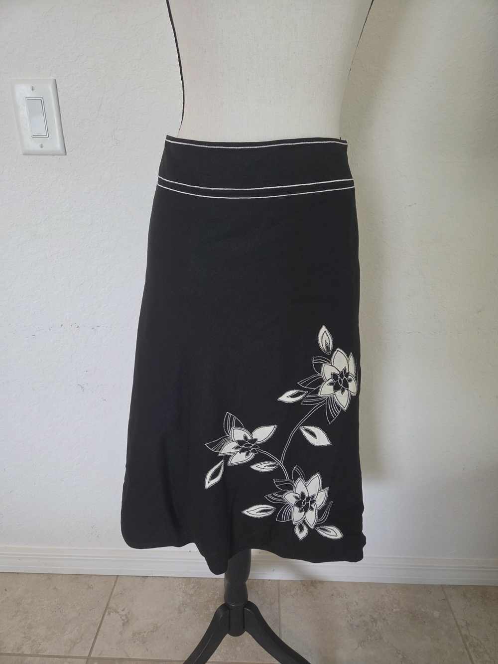Minimalist Y2K Linen Blend Collection Debenhams Black Embroidered Skirt 16